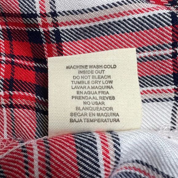 Sneak Peek Oversized Plaid Long-sleeved Button Down Shirt Size Small - Picture 9 of 10